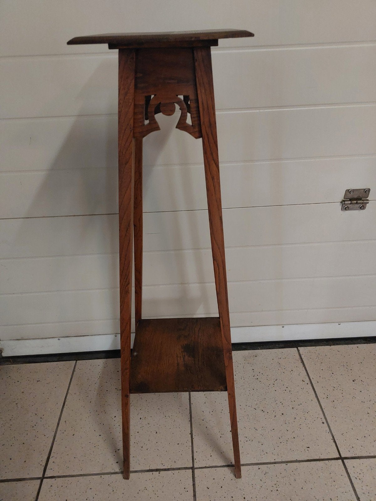 Piedestal 100 hoog. 0486 215927, Antiquités & Art, Antiquités | Accessoires de maison, Enlèvement
