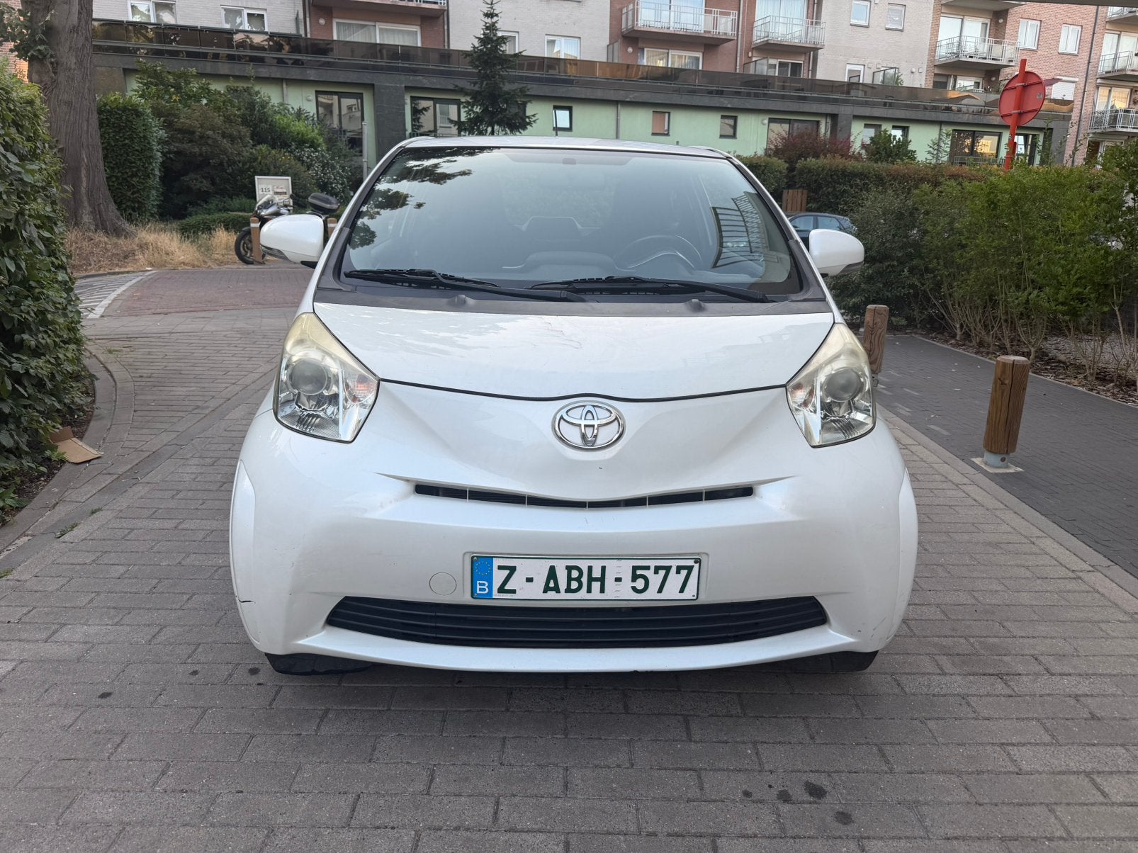 Toyota iQ 1000cc, Autos, IQ, Achat, Entreprise, Vitres électriques