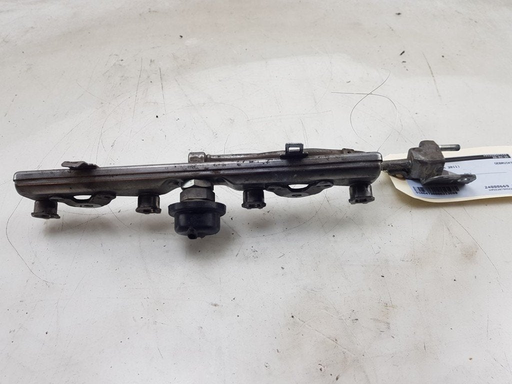 INJECTIEGALERIJ Honda Insight (ZE2) (|16620RBJA01|), Hanauer Landstraße  222-224
60314  Frankfurt am Main, DE, Honda, Gebruikt