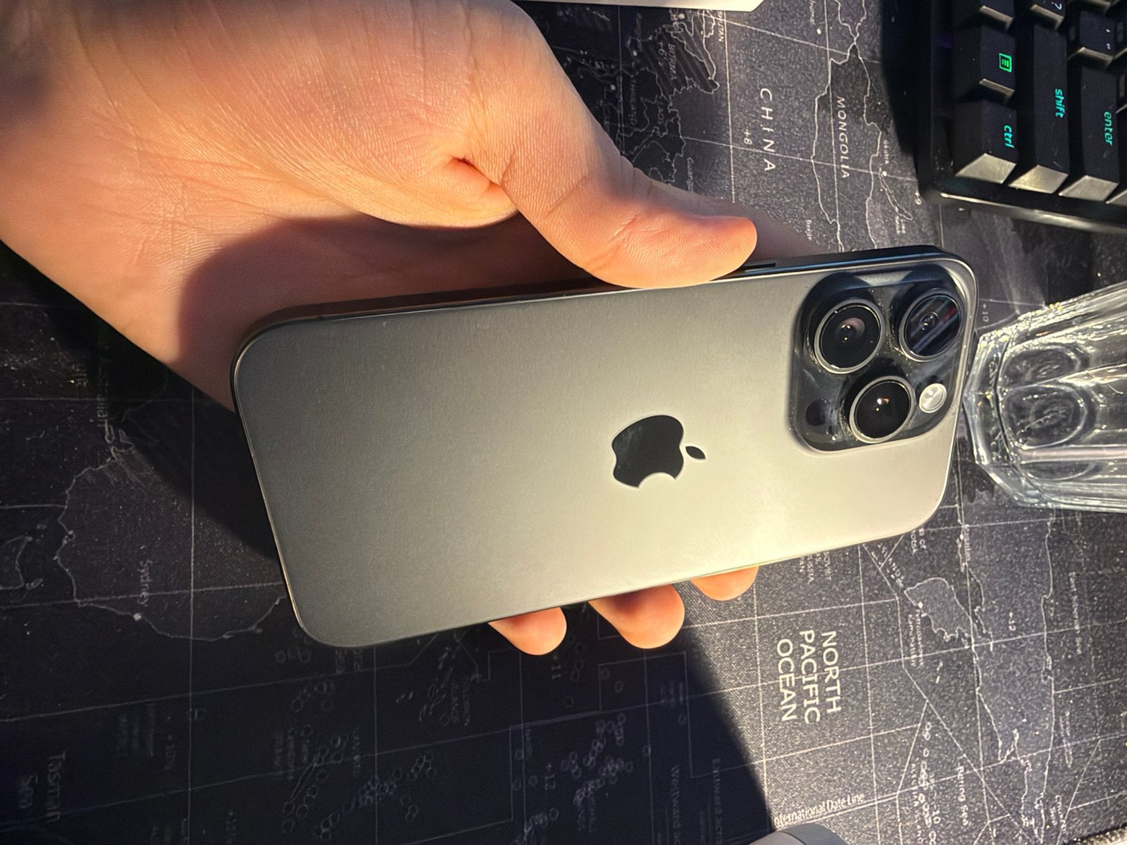 IPhone 15 Pro / 128 GB perfecte staat, Télécoms, Téléphonie mobile | Apple iPhone, 128 GB, Comme neuf, Enlèvement, Sans simlock