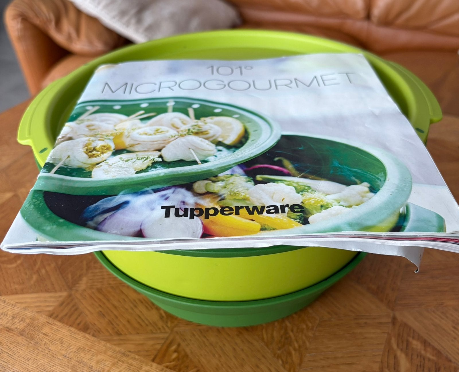 Cuiseur à micro-ondes Microgourmet Tupperware 101, Enlèvement ou Envoi, Comme neuf