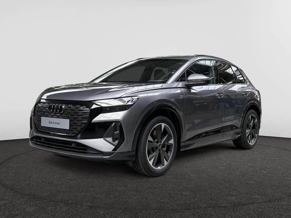 Audi Q4 e-tron Audi Q4  Corporate S 45 e-tron  210,00 kW, Achat, Électrique, SUV ou Tout-terrain, Argent ou Gris