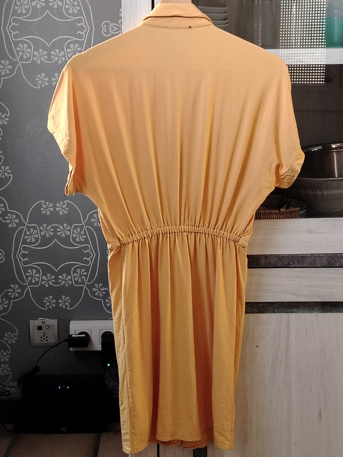 KORTE JURK - JUISTE KLEUR - MAAT XS/S, Kleding | Dames, Bershka, Ophalen of Verzenden, Gedragen, Maat 36 (S)
