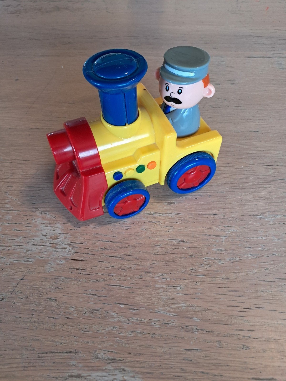 Treintje met 4 treingeluidjes New Star, Kinderen en Baby's, Speelgoed | Thomas de Trein, Ophalen