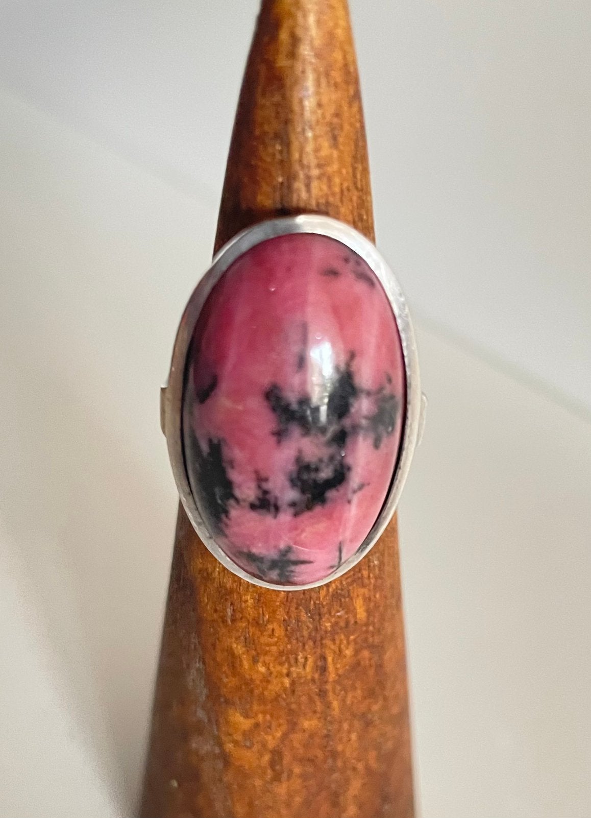 Bague en argent 800 et rhodonite, Bijoux, Sacs & Beauté, Bagues, Comme neuf, Rose, Argent, Enlèvement ou Envoi
