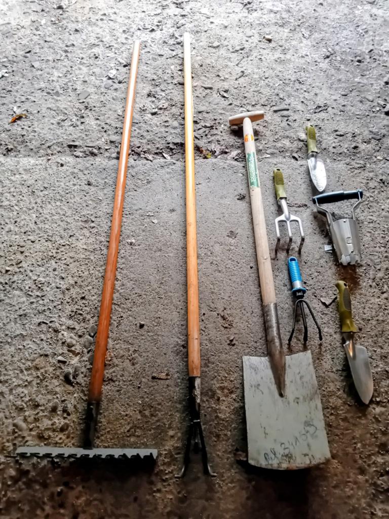 Outils de jardinage, Enlèvement, Utilisé, Râteau, Polet