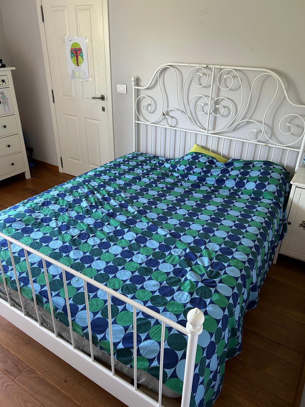 GRATIS Wit stalen bed met matras, Ophalen, Gebruikt, Wit, Tweepersoons
