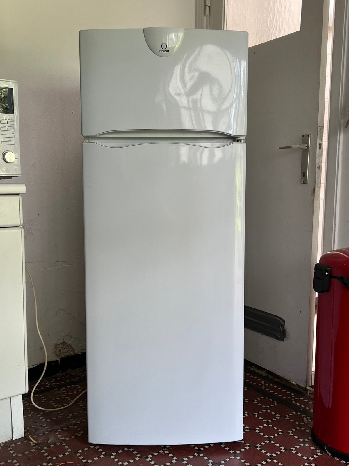 Indesit koel-vriescombinatie, Elektronische apparatuur, Koelkasten en IJskasten, Ophalen, Zo goed als nieuw, Met vriesvak