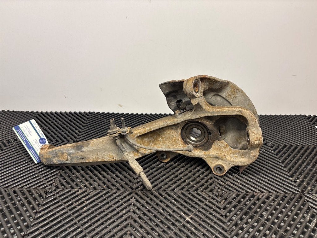 FUSEE RECHTS VOOR Amarok (|2H0407258D|2H0407258J|2H0258D|), Auto-onderdelen, Gebruikt, Volkswagen, Volkswagen AG, Kundenbetreuung@volkswagen.de