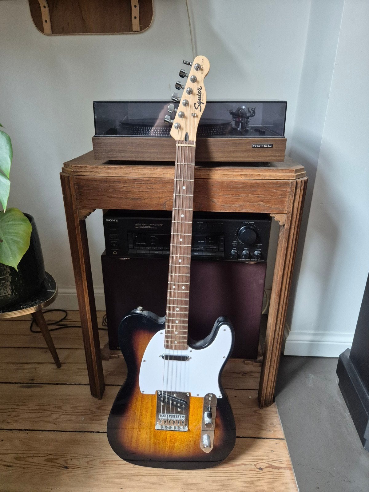 Squier Affinity Telecaster, Enlèvement