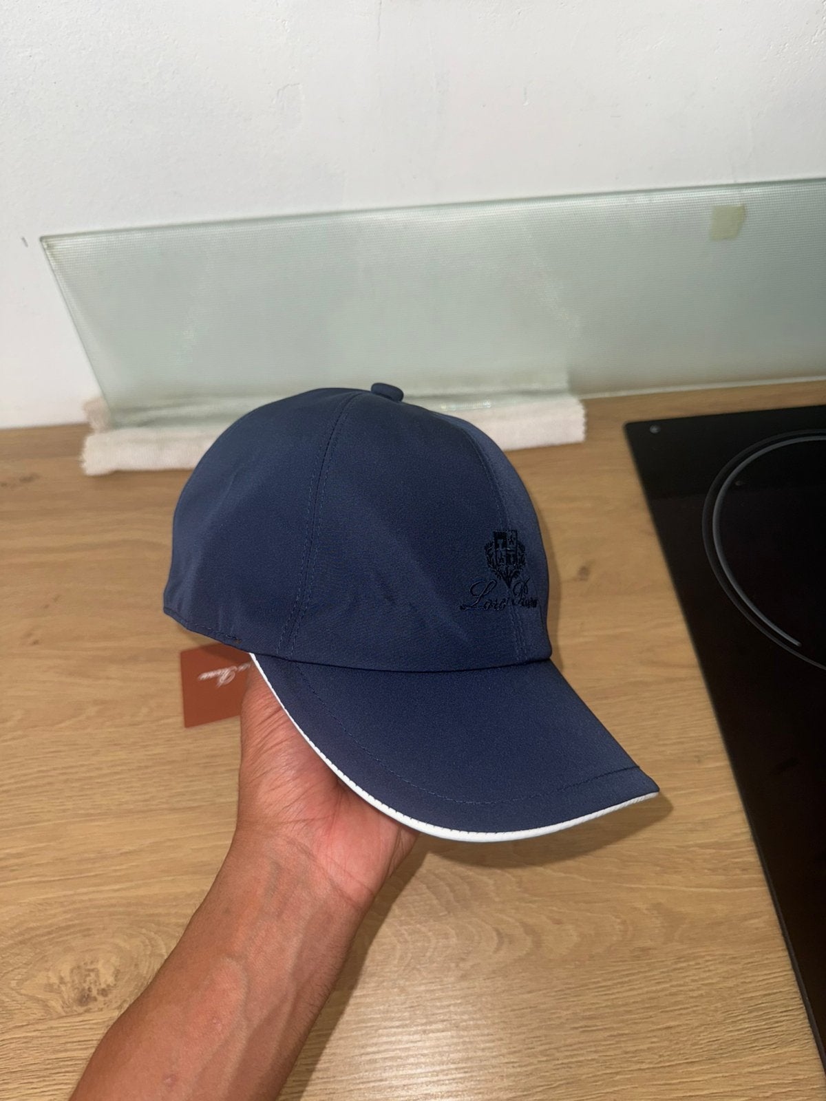 Loro Piana pet, Kleding | Heren, Ophalen of Verzenden, Zo goed als nieuw, One size fits all, Pet