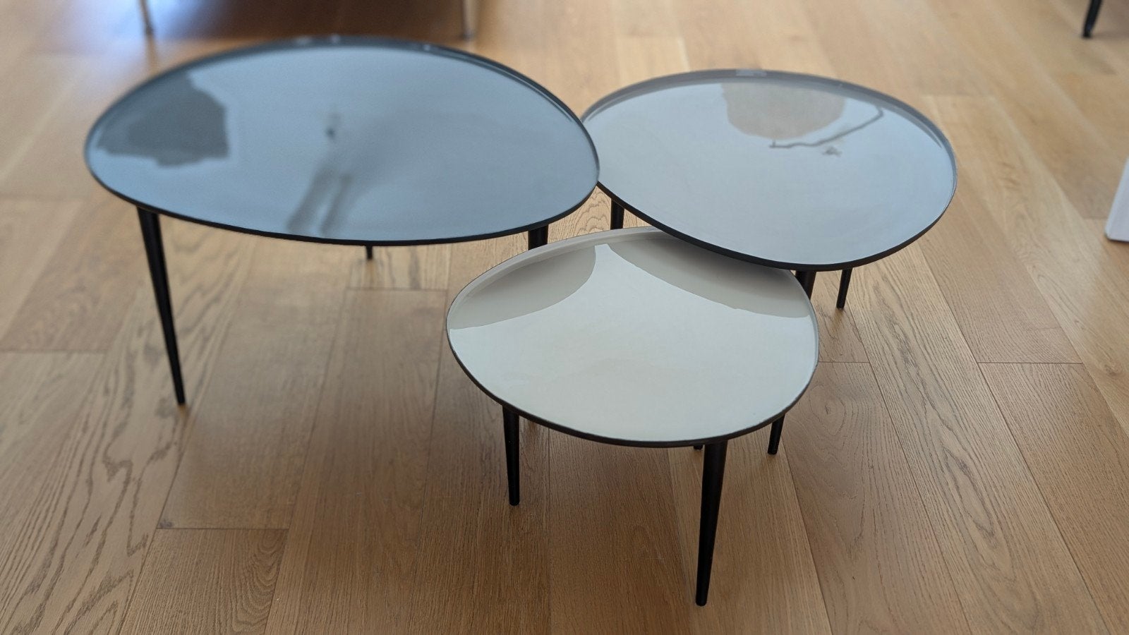 Tables gigognes en métal / galet gris, Maison & Meubles, Enlèvement, Métal