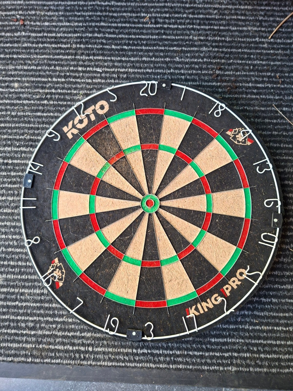 darts materialen, Sport en Fitness, Darts, Ophalen, Zo goed als nieuw, Dartbord