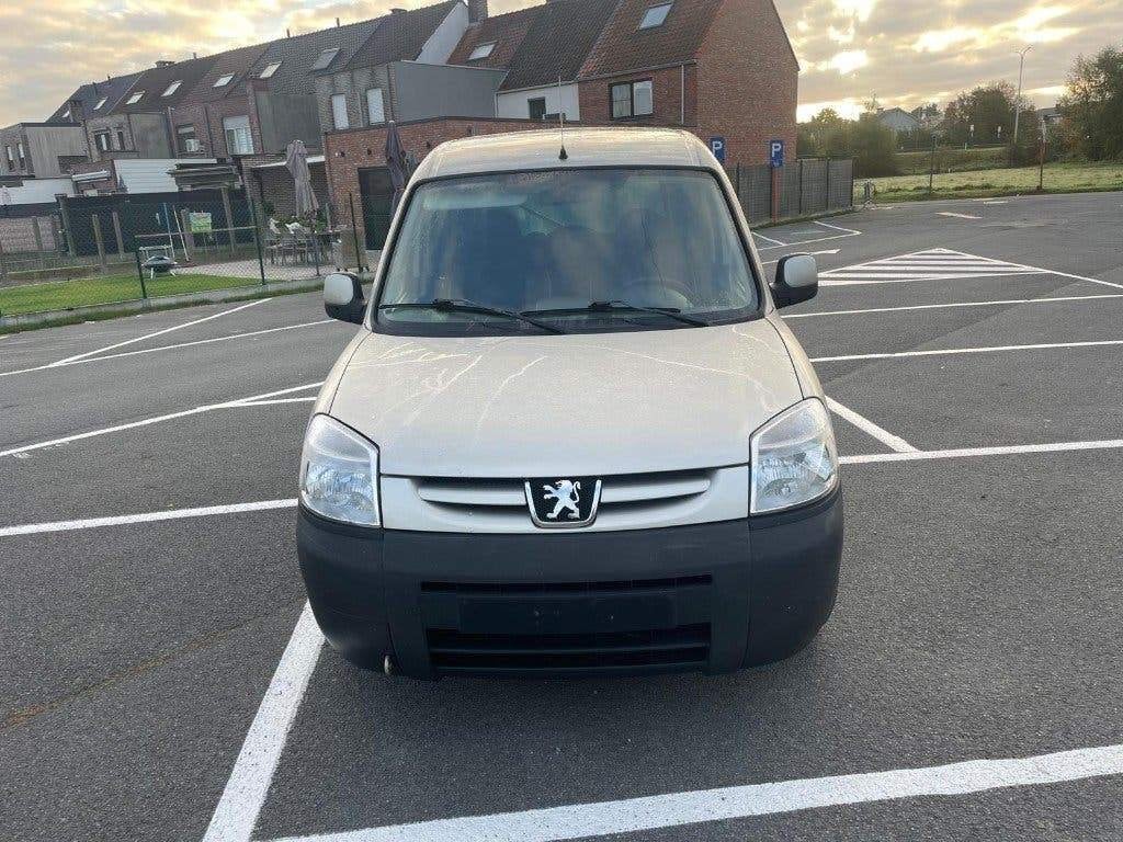 Peugeot Partner 2007 1.6HDI, Bedrijf, Te koop, https://public.car-pass.be/vhr/1fc44f78-eba4-4a0e-86f2-5577ed435937, Partner