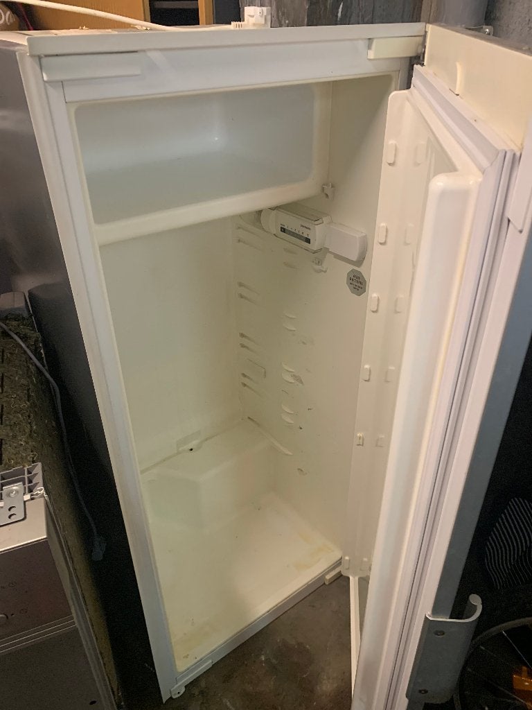 Frigo a encastrer Gratuit foncione, Enlèvement, Utilisé, Encastré