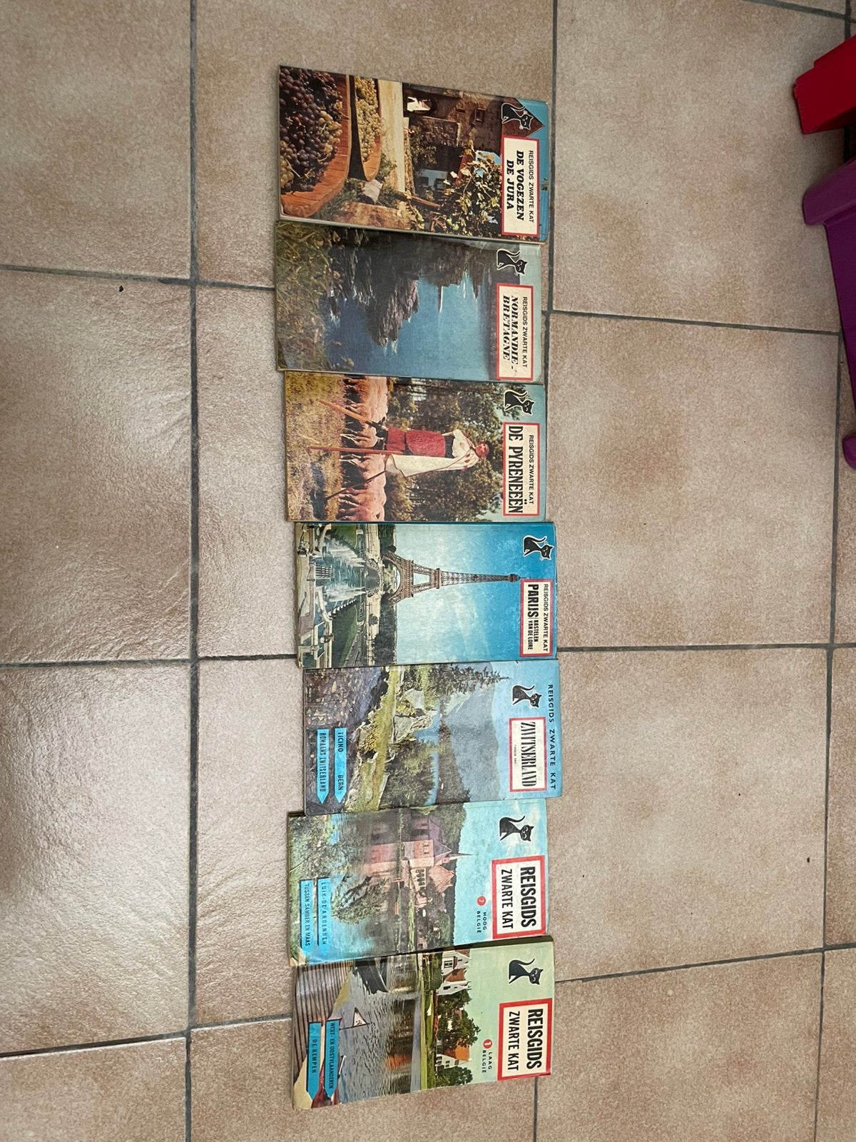 Vintage Reisgids Zwarte Kat – 7 volledige verzamelalbums, Ophalen