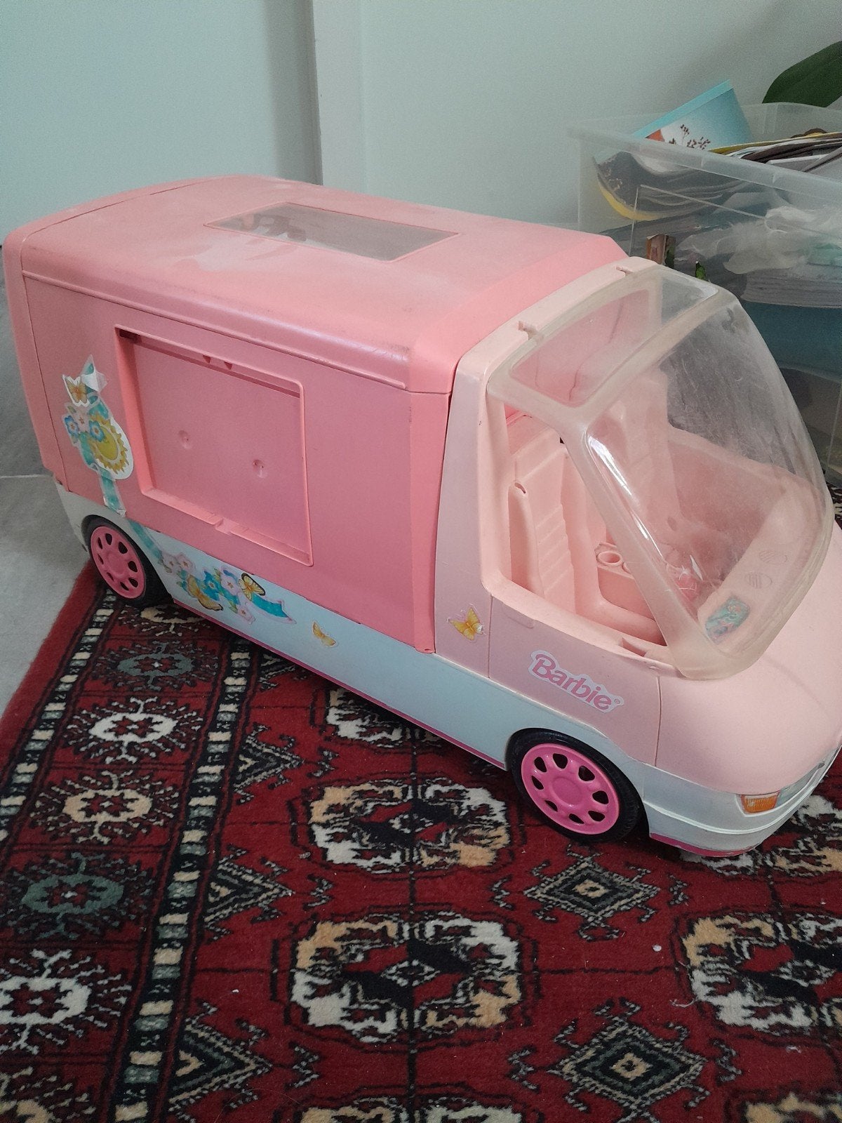 Camping-car Barbie, Enlèvement, Barbie