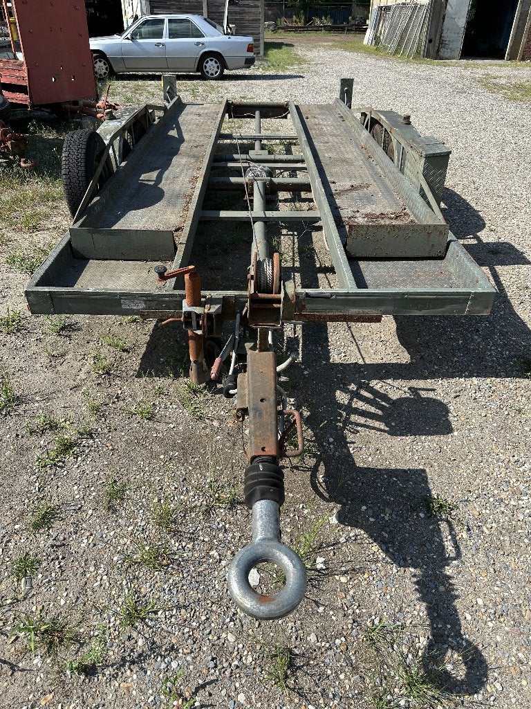 leger trailer, Ophalen