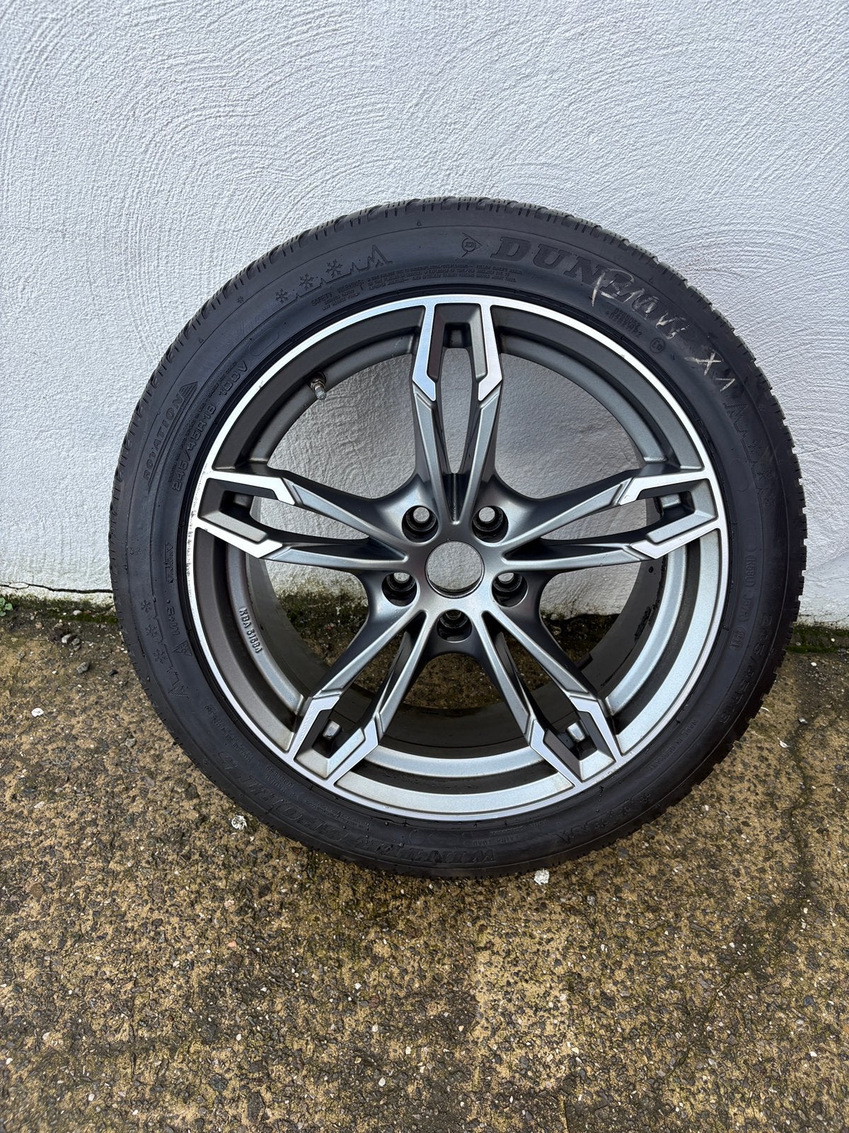 4 Jantes 18" GMP Dea + Pneus Hiver Dunlop 245/45R18, Autos : Pièces & Accessoires, Pneus hiver, Enlèvement ou Envoi, Pneu(s), 18 pouces