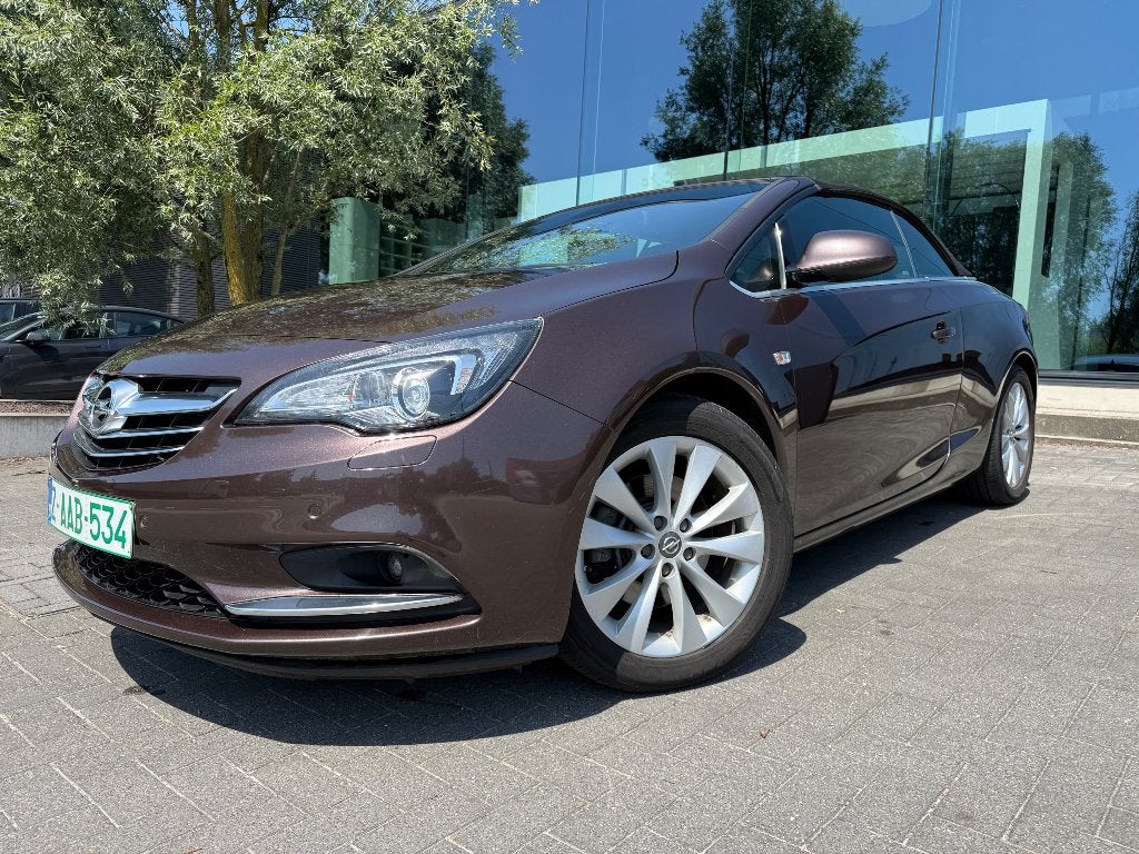 Opel Cascada 1.4i, camera, Opel-Service, Car-Pass ! nicke l!, Auto's, Opel, Voorwielaandrijving, 4 cilinders, Leder, Bedrijf