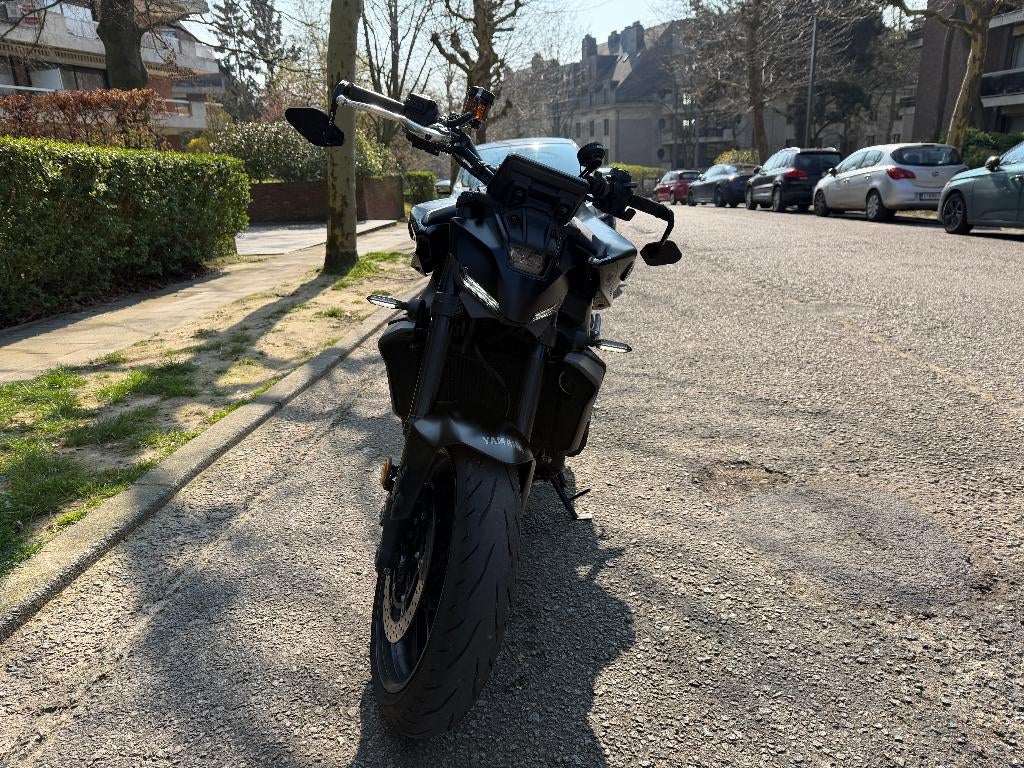 Yamaha MT-09/Y-AMT/A2 - 08/2025, Motoren, Motoren | Yamaha, Electronisch instelbare dempers, 4 cilinders, 900 cc, Minimaal motorrijbewijs A2
