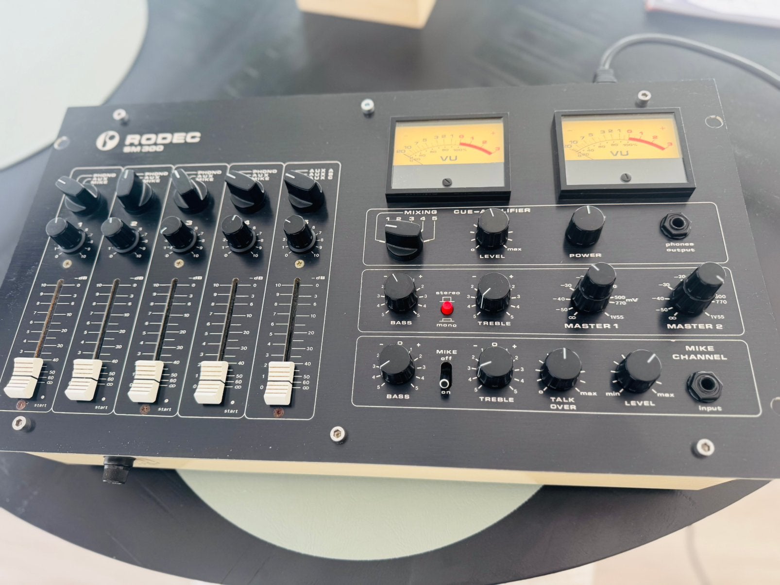 Rodec sm-300 mengpaneel, Muziek en Instrumenten, Ophalen, Zo goed als nieuw