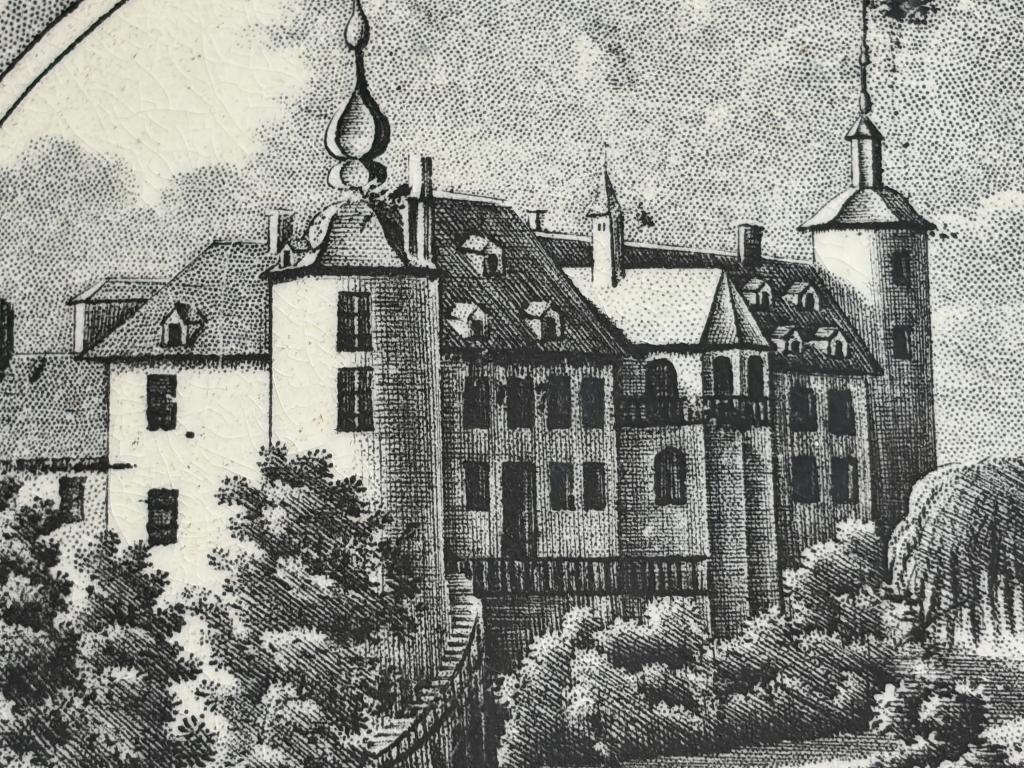 Château de TRAZEGNIES Hainaut assiette BOCH 1813 faïence, Envoi