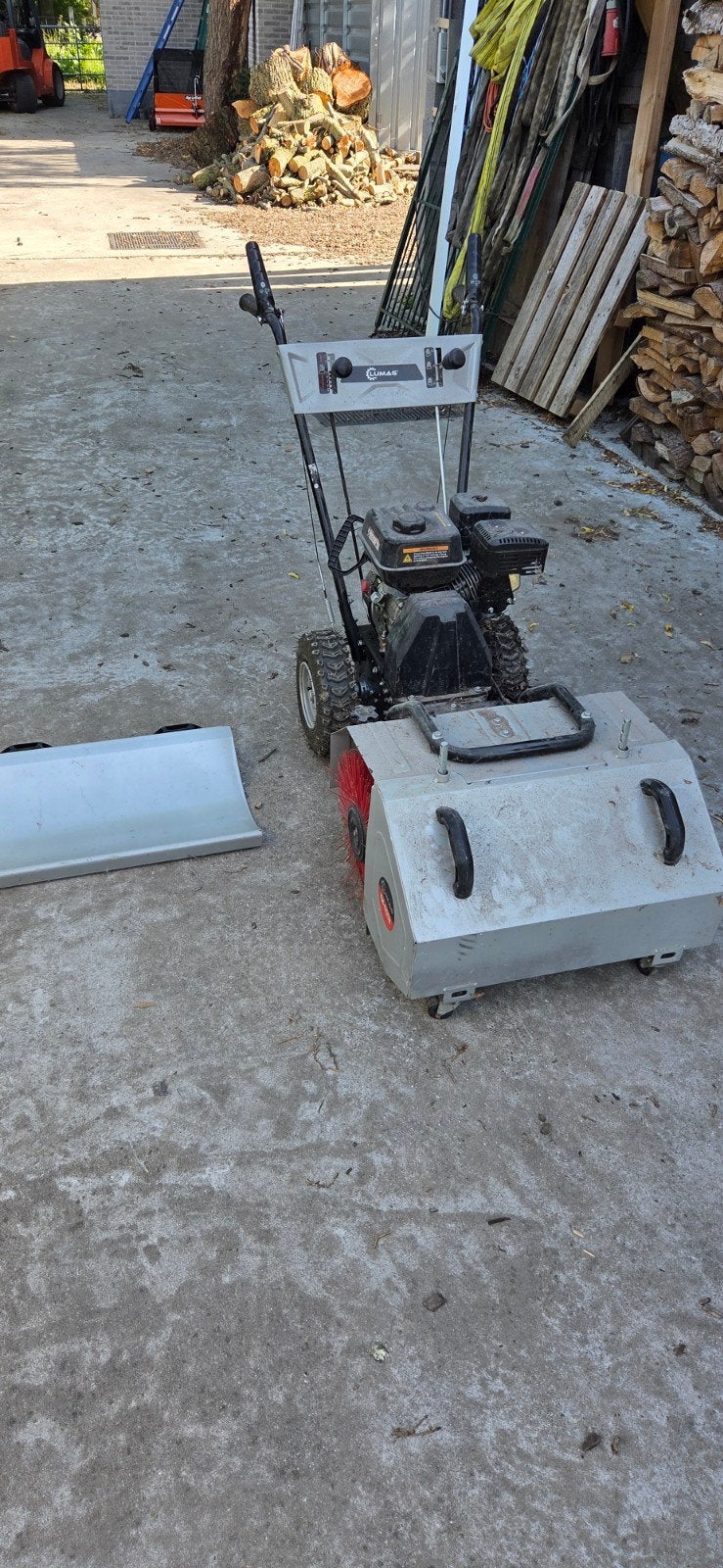 Veegmachine Lumag, Doe-het-zelf en Bouw, Ophalen
