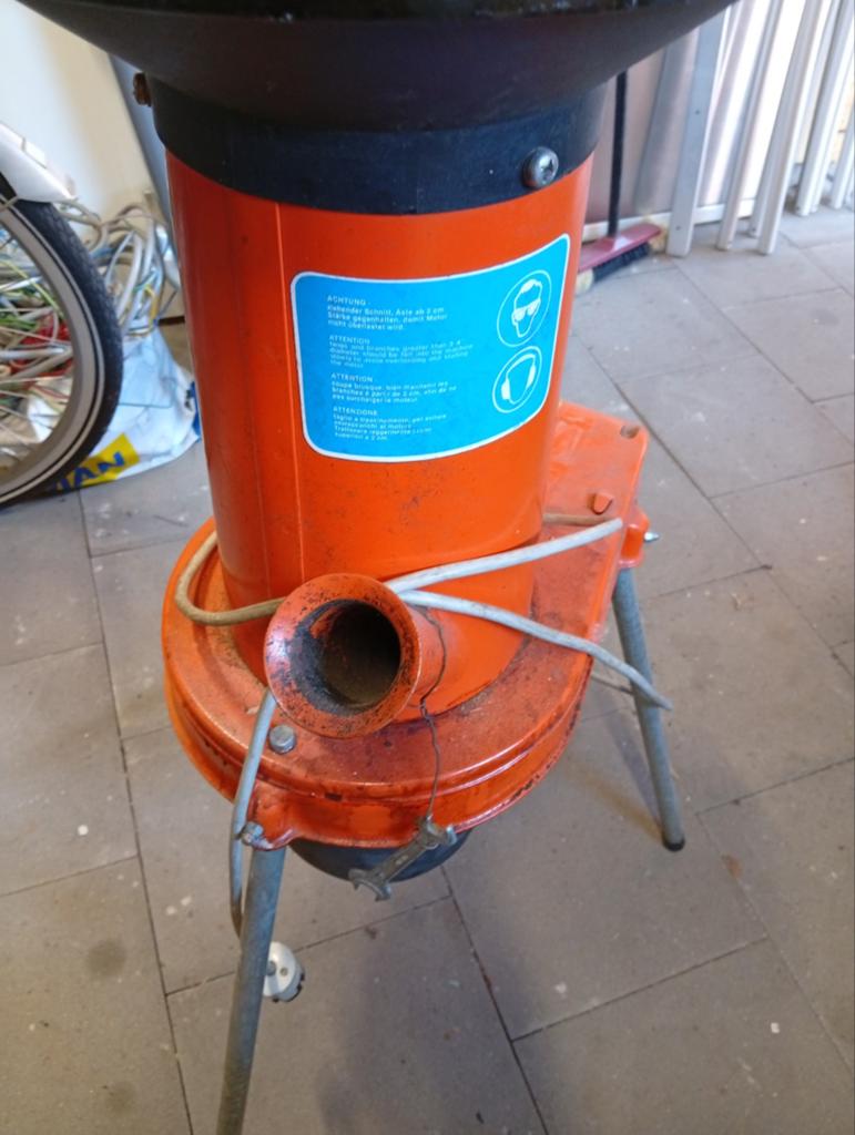 Mini hakselaar, Ophalen