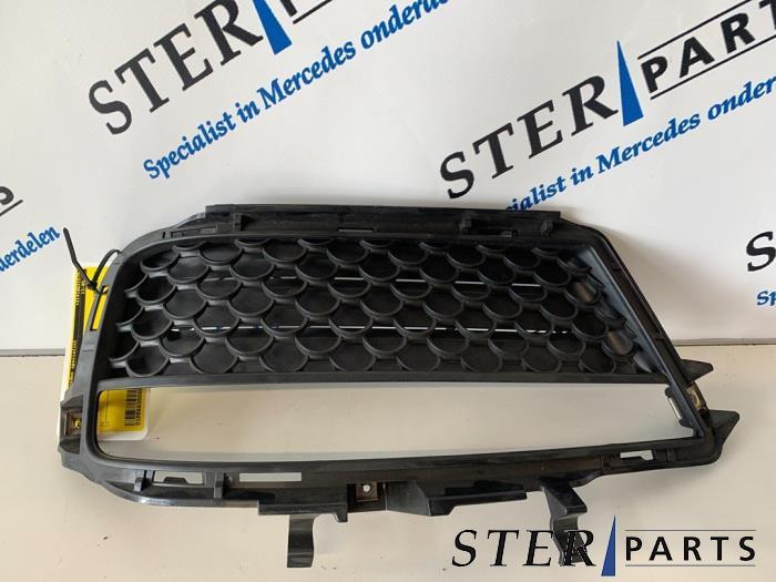 Bumper Rooster van een Mercedes S-Klasse, Gebruikt, -, Ophalen of Verzenden, Bumper
