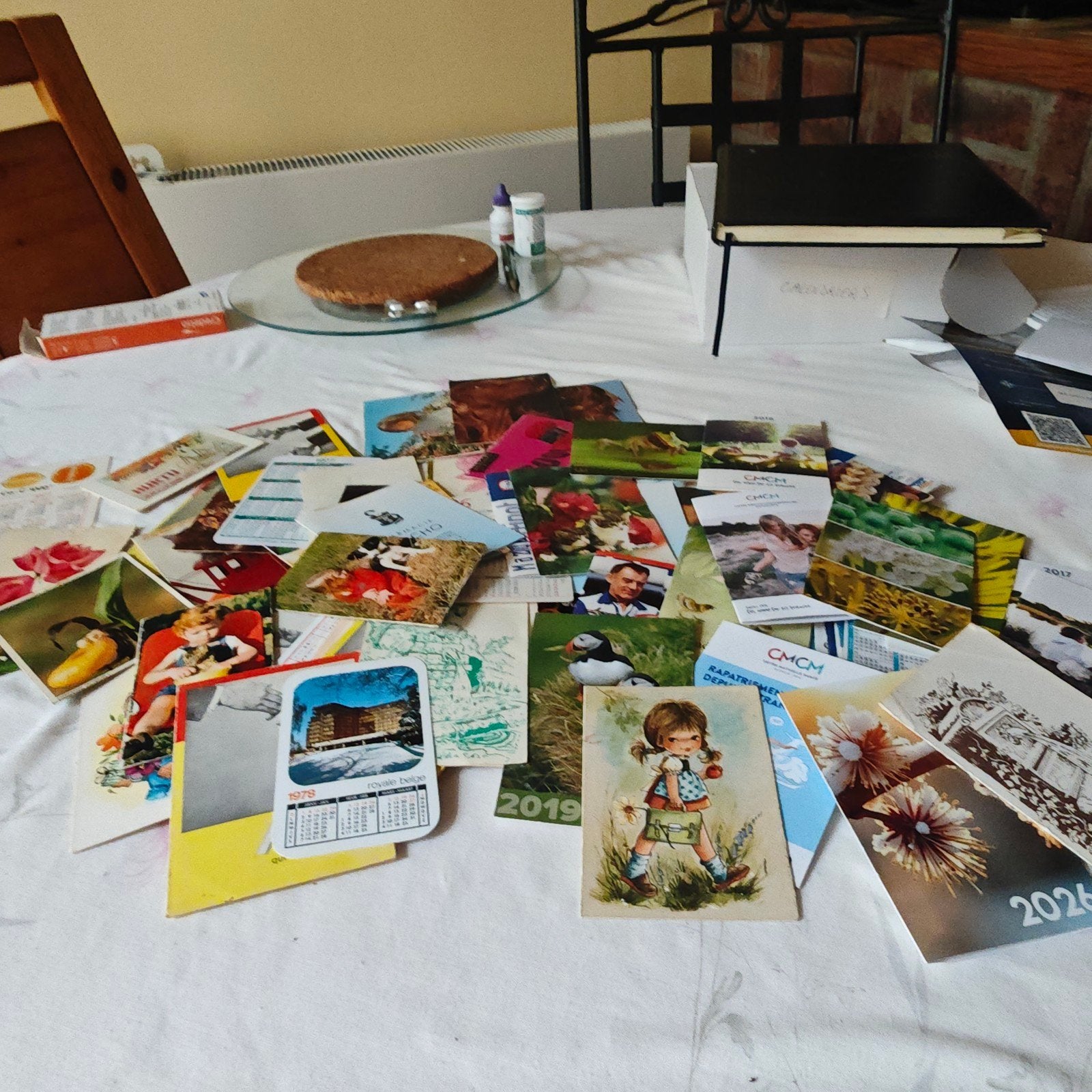 Lot de plus de 100 calendriers de poche entre 1968 et 2026, Hobby en Vrije tijd, Spaarzegeltjes, Ophalen