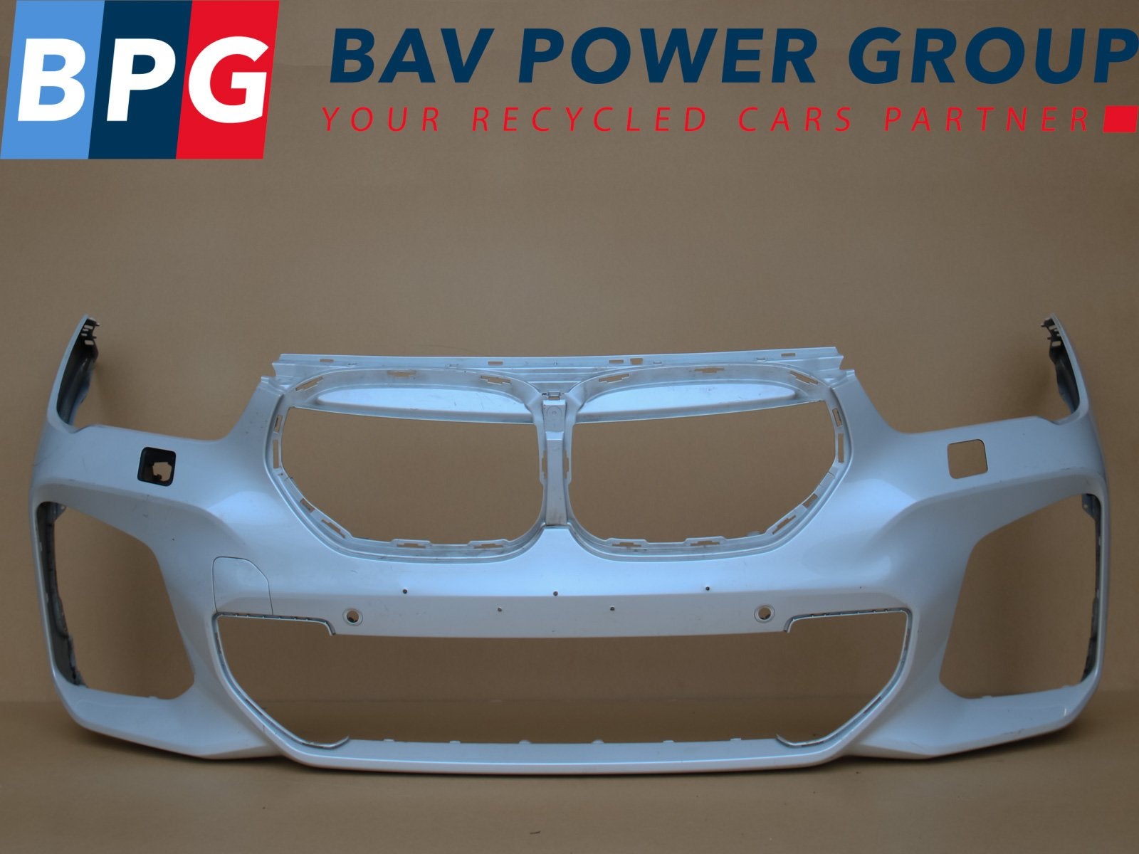 BUMPER VOOR M PAKKET LCI BMW X1 (F48) (01-2014/06-2022), Gebruikt, Voor, Bumper, BMW