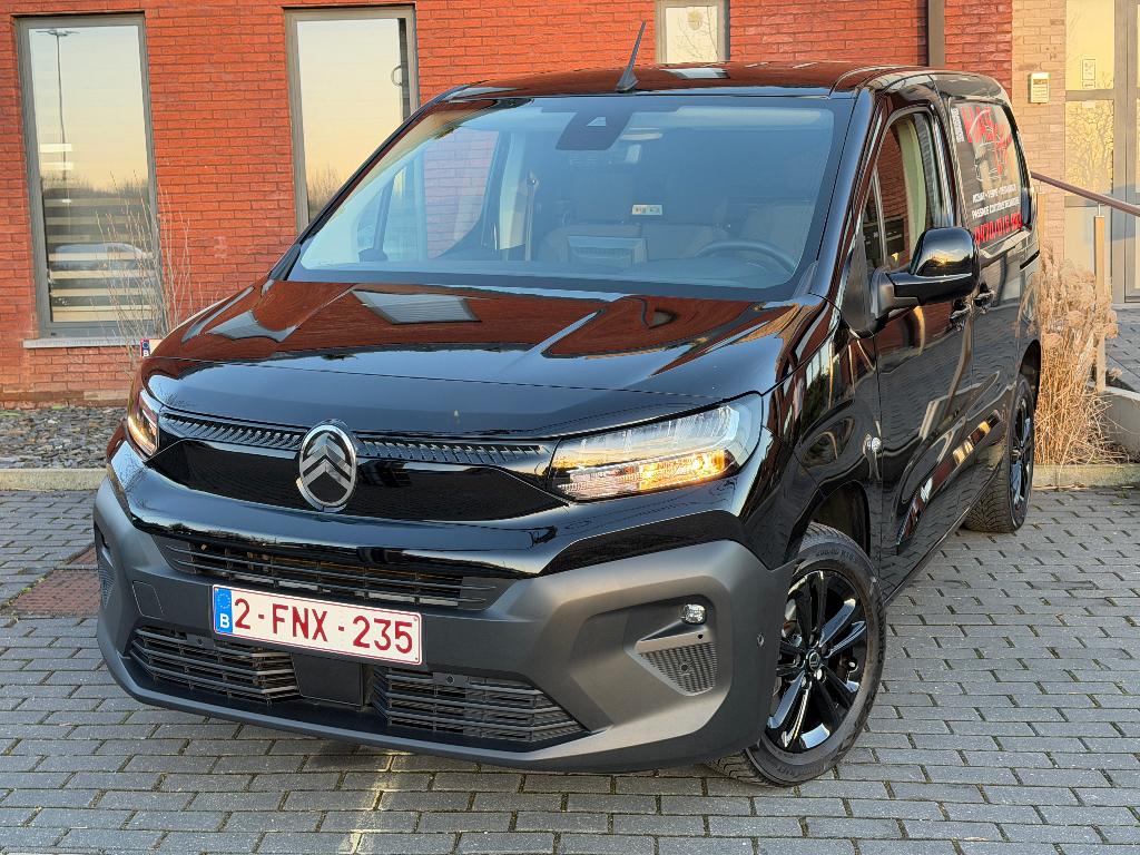 Citroen Berlingo 1.5 BlueHDi 130Ch ( B.Auto ) Full options, Autos, Camionnettes & Utilitaires, Entreprise, Achat, Caméra 360°