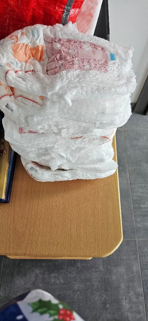 13 Pampersbroekjes lidl maat 6, Verzamelen, Lidl, Ophalen