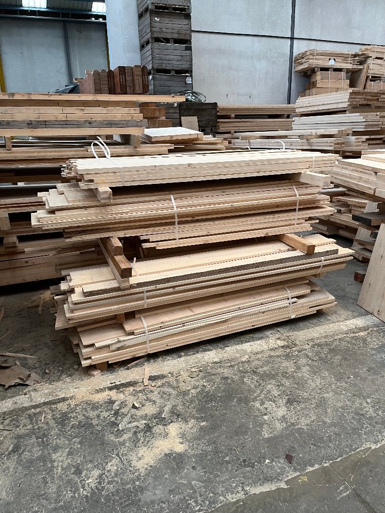 Rauwe houten planken (niet geschaafd), Doe-het-zelf en Bouw, Hout en Planken, Ophalen, Minder dan 25 mm, Nieuw, 200 tot 250 cm