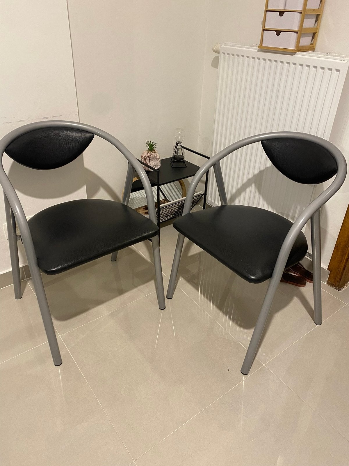 Stoelen 20€ per stuk, Ophalen, Zo goed als nieuw