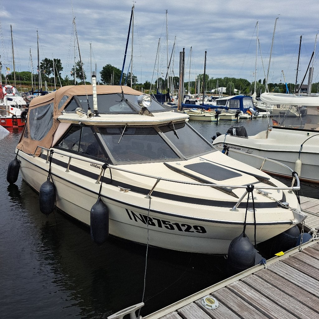 Glastron bootje, Overige merken, Gebruikt, Buitenboordmotor, Walstroom