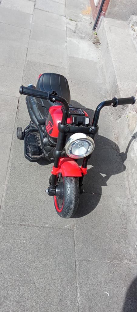 Petite moto électrique enfant, Motos, Enlèvement