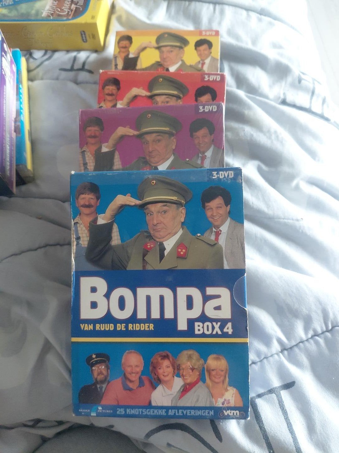 bompa de 4 boxen, Cd's en Dvd's, Ophalen of Verzenden