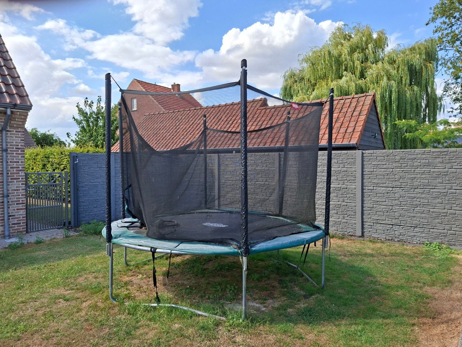 trampoline en schommel, Enlèvement