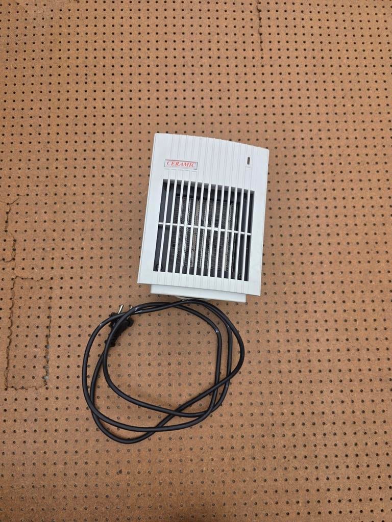Keramische elektrische kachel 1500W ventilator heater, Gebruikt, Minder dan 30 cm, Kachel, Minder dan 60 cm