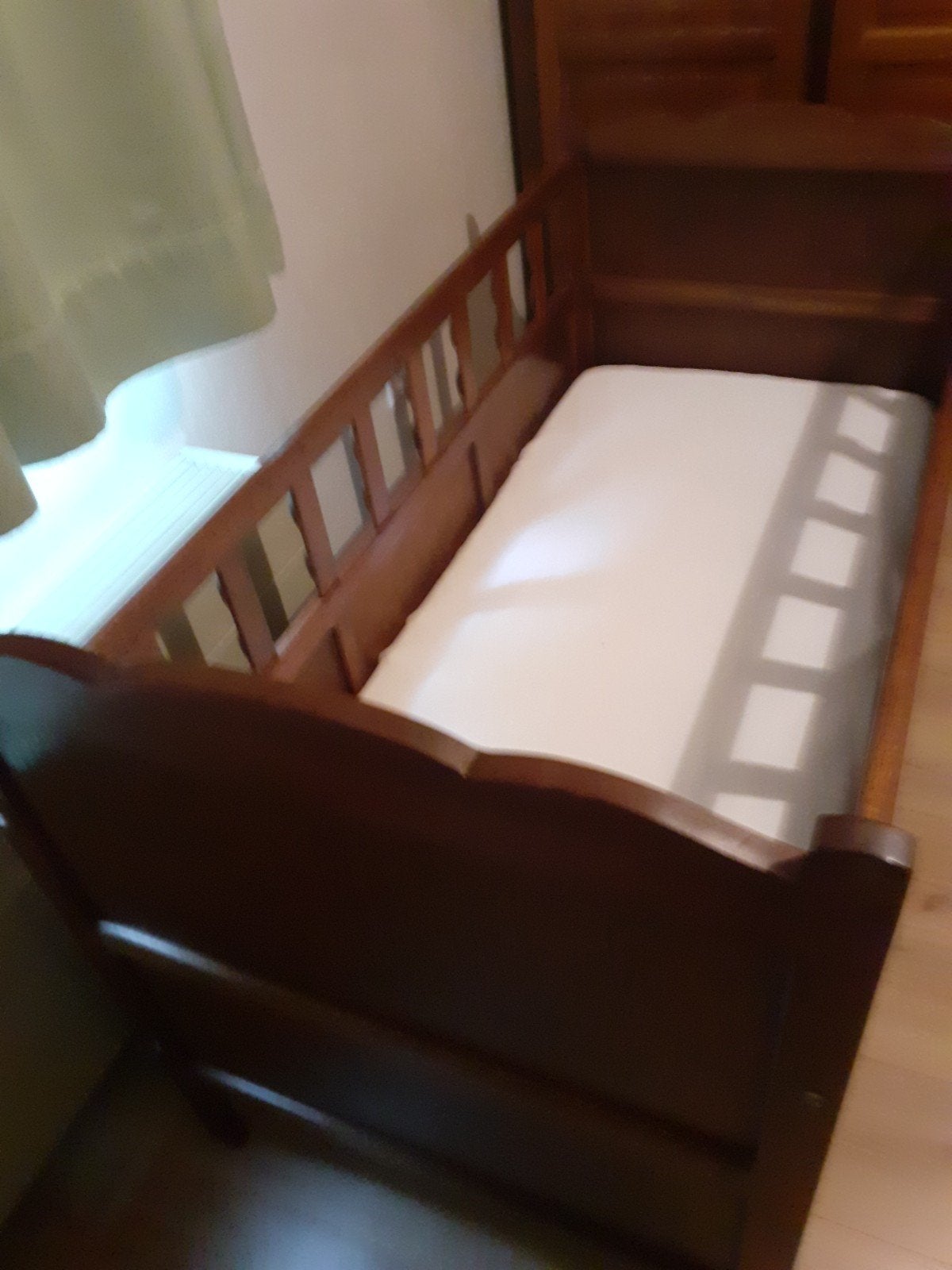 Babybedje, Ophalen