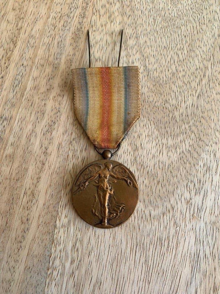 Médaille de la victoire belge 1914-1918, Collections, Enlèvement ou Envoi, Armée de terre, Emblème ou Badge