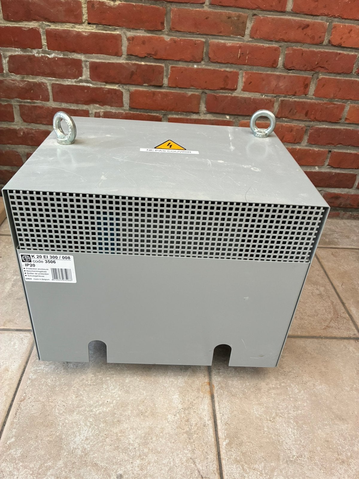 Transfo 3x220v x 3x400v + N 17,5 kva, Bricolage & Construction, Enlèvement ou Envoi