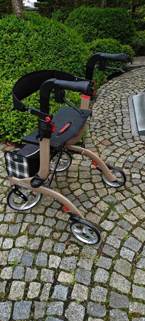 Rollator, Ophalen, Opvouwbaar, Zo goed als nieuw
