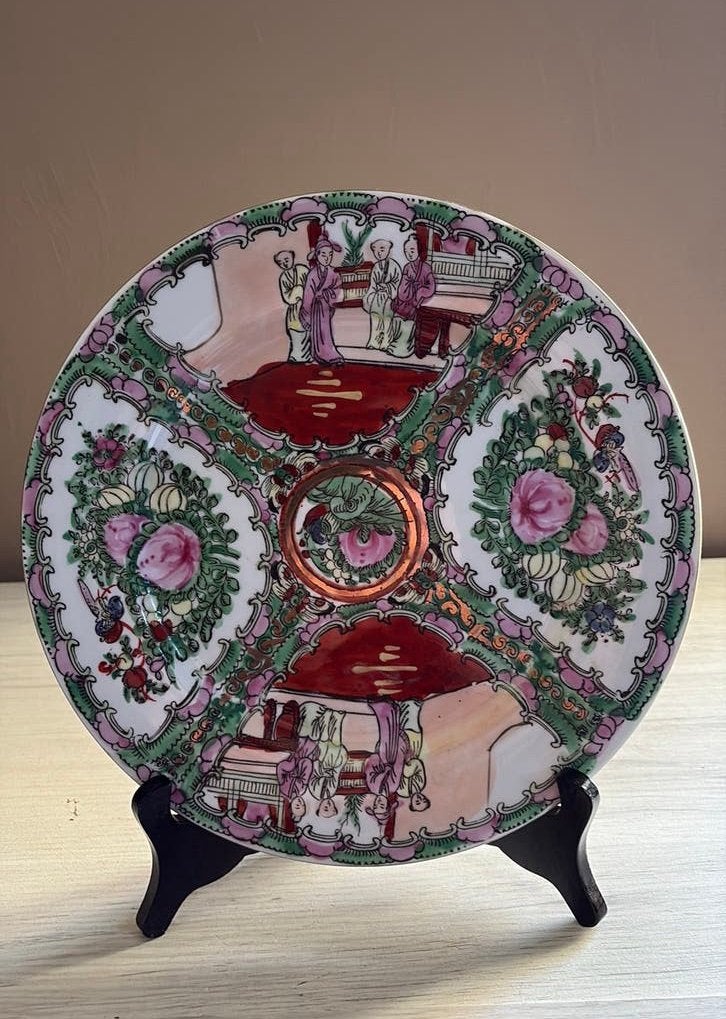 Assiette en porcelaine chinoise vintage « Médaillon rose , Enlèvement ou Envoi