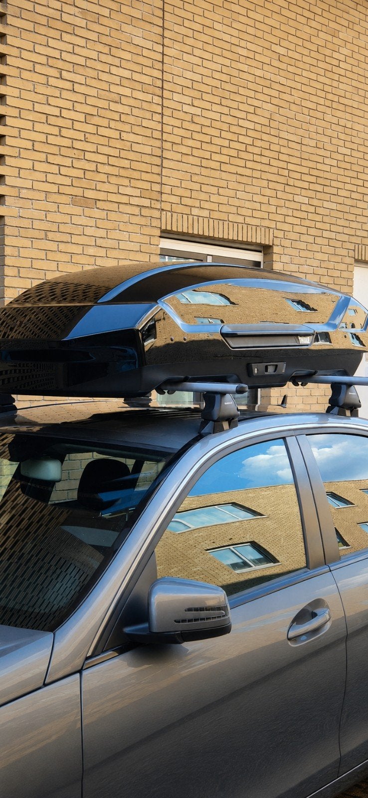 Thule Motion 3 M Black Glossy dakkoffer + Norauto dakdragers, Auto diversen, Dakkoffers, Ophalen, Zo goed als nieuw