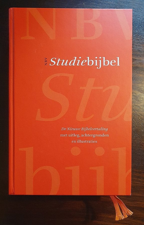 NBV Studiebijbel, Ophalen of Verzenden, Zo goed als nieuw, Christendom | Katholiek, NBG KBS