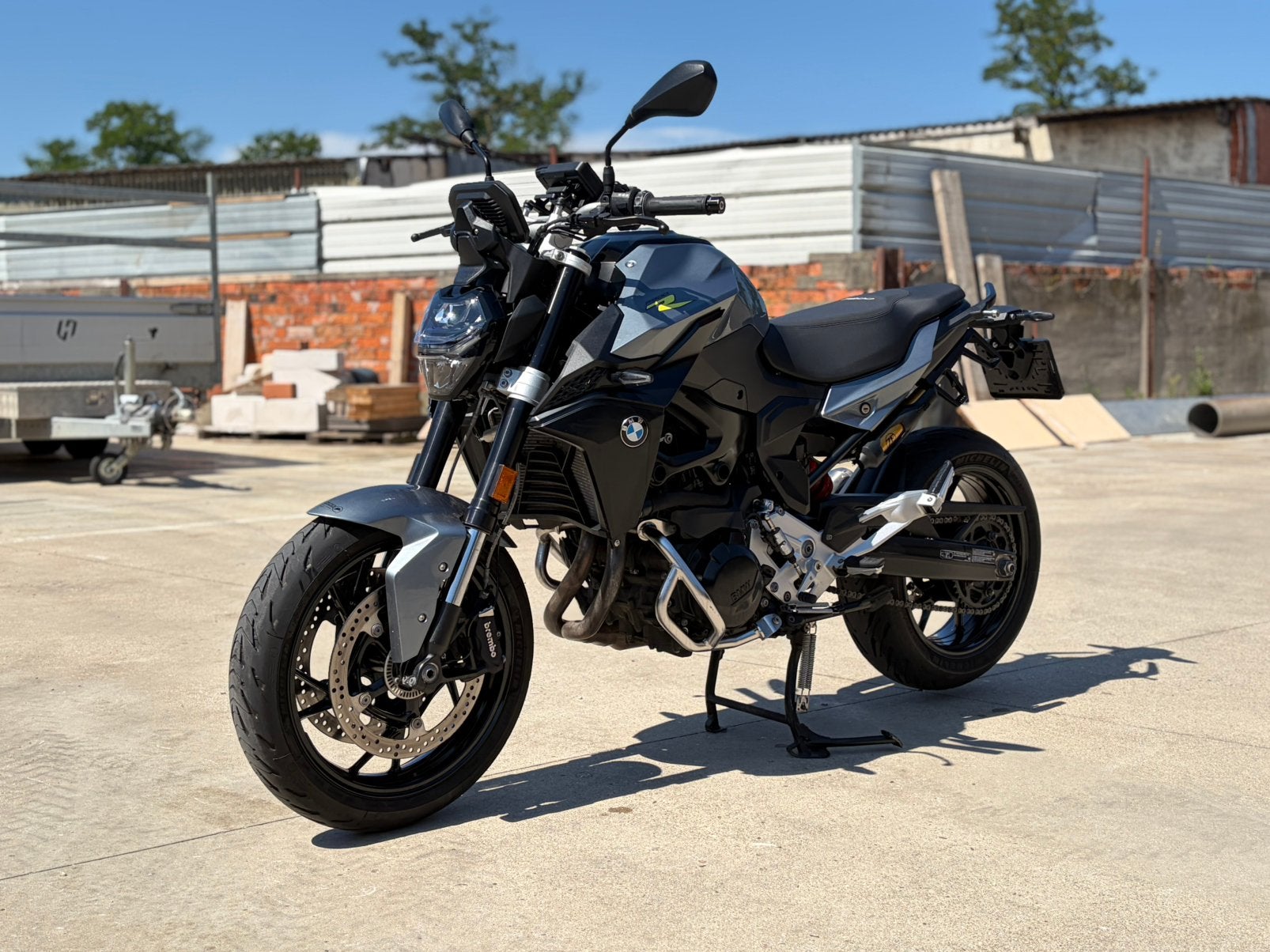 BMW F900R | A2 | FULL OPTION, Motoren, Motoren | BMW, Handvatverwarming, Gebruikt, Particulier, Minimaal motorrijbewijs A2