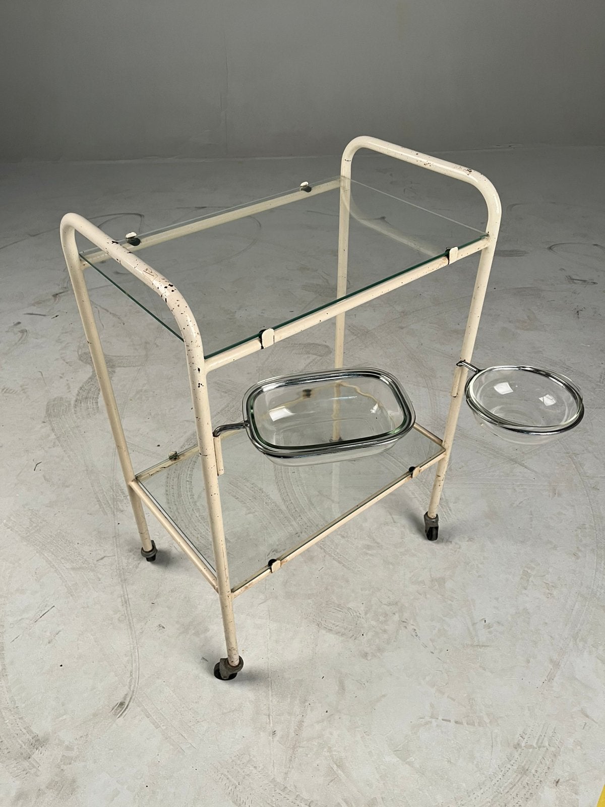 Vintage medisch tafel op wielen, Antiek en Kunst, Ophalen
